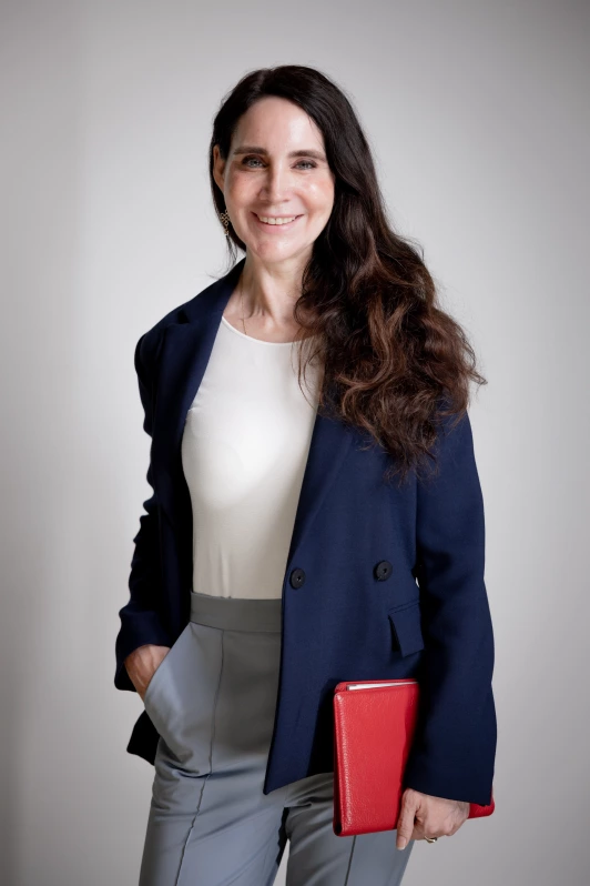 Prof. Dr. Anabel Ternès von Hattburg Prof. Dr. Anabel Ternès von Hattburg